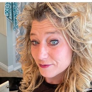 Meet your Posher, Sherry